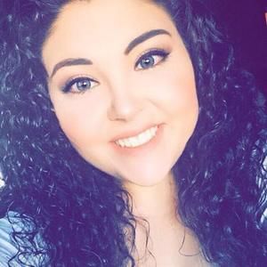 Meet your Posher, Carly